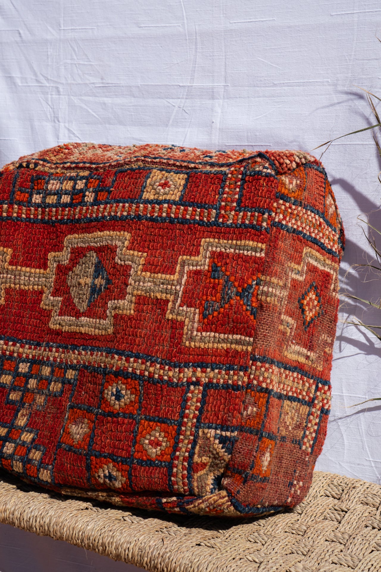MOROCCAN VINTAGE POUF | DEVILS ROCK