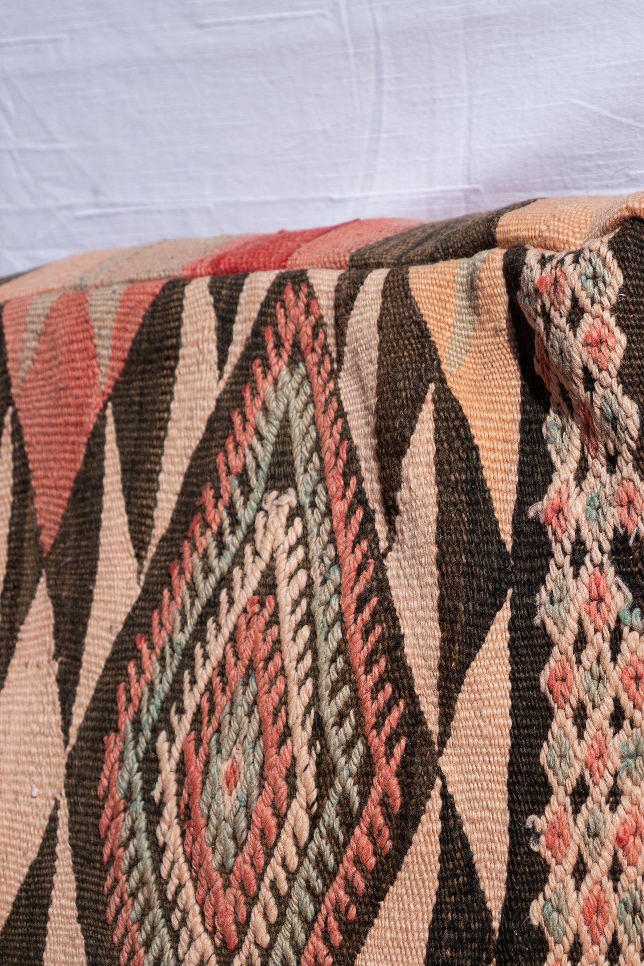 MOROCCAN VINTAGE POUF | BOILERS