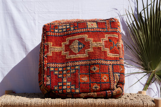 MOROCCAN VINTAGE POUF | DEVILS ROCK