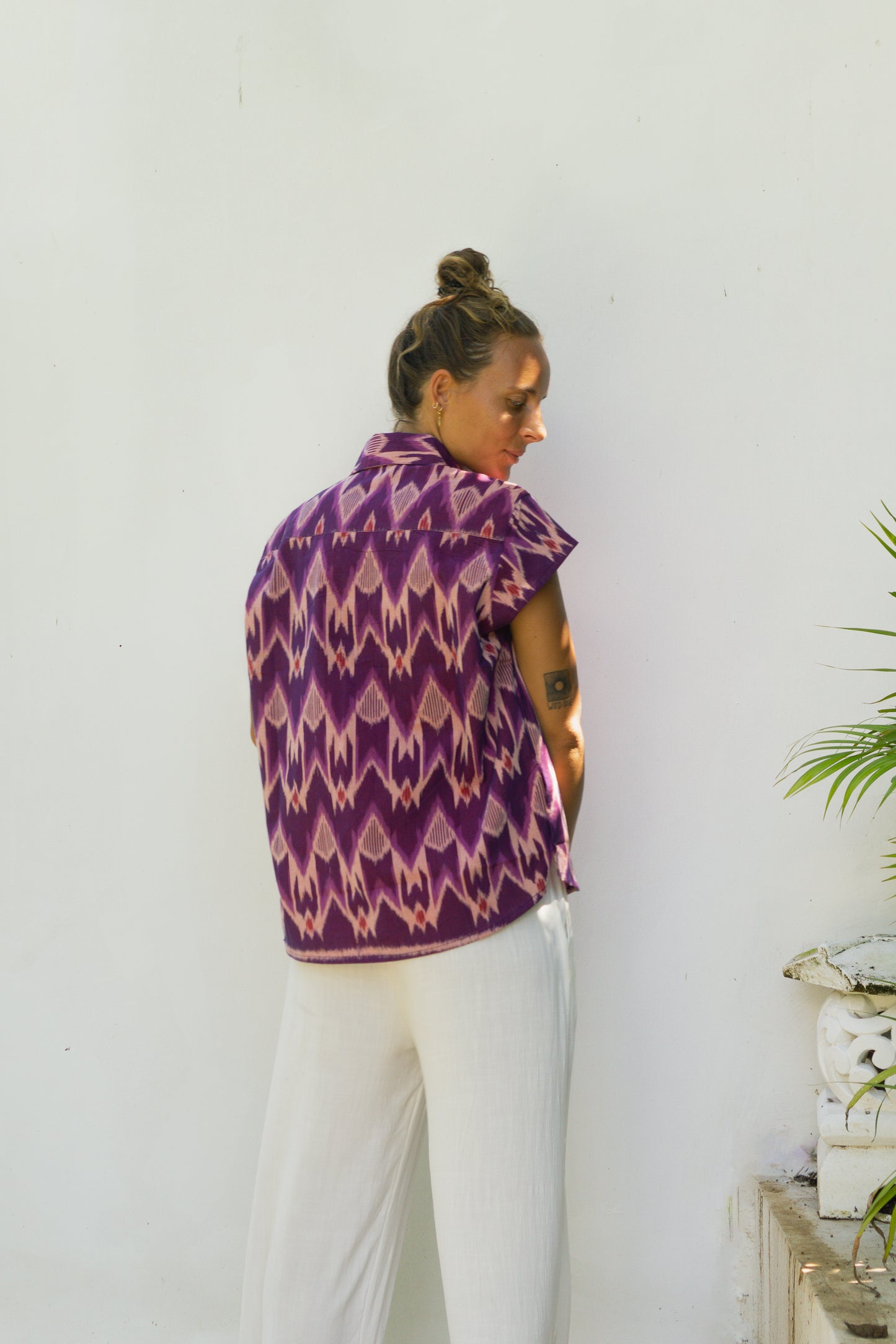 Handmade Cotton Shirt for Women in Lavendel Handwoven in Bali